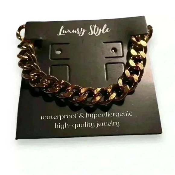 Gold-Plated Stainless Steel Bracelet - Picture 2 of 3